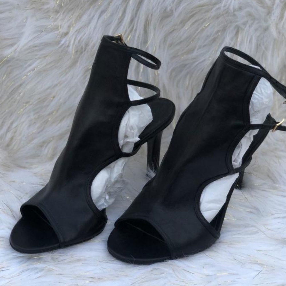 Tamara Mellon Black Trouble Maker Sandals